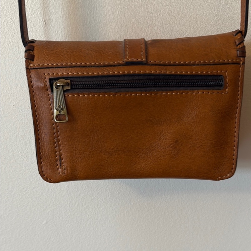 Patricia Nash Tan Embossed Leather Crossbody Bag - Picture 5 of 9
